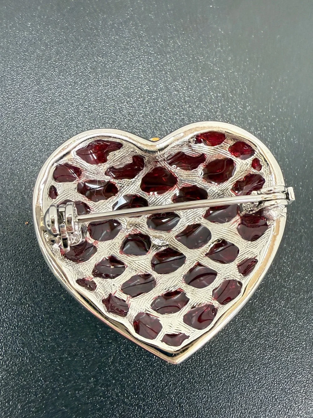 Red Crystal Heart Brooch Pin – Women Jewelry